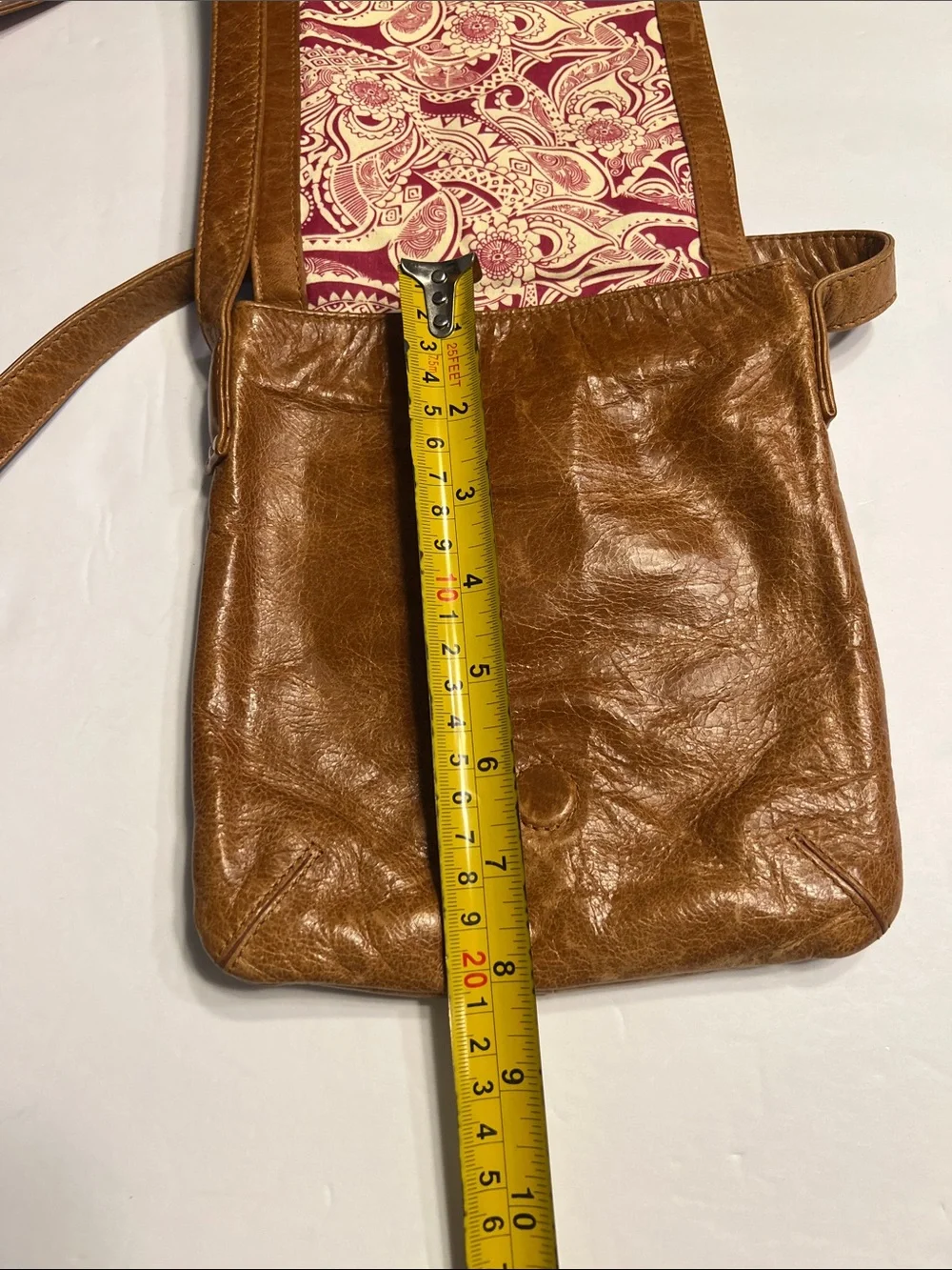 HOBO Leather Messenger Bag - Caramel Brown